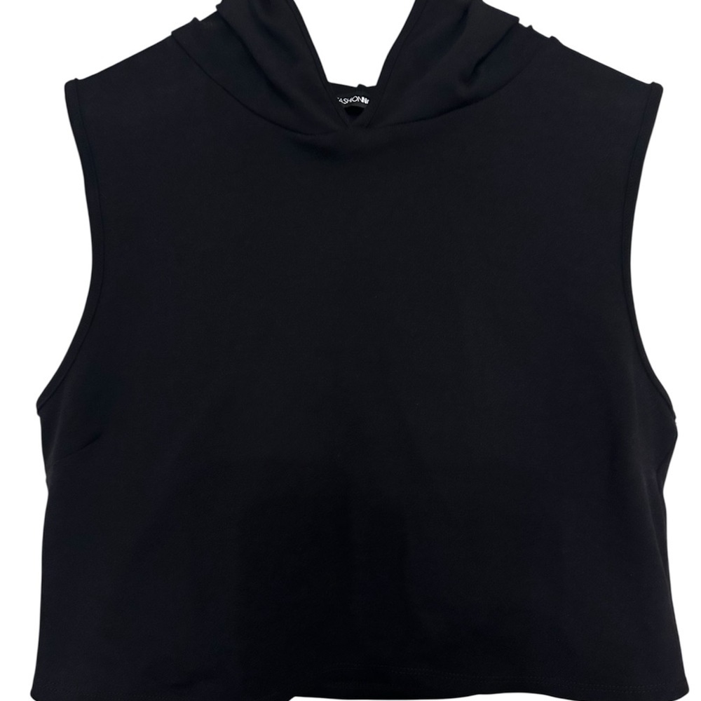 EUC Fashion Nova Black Sleeveless Crop Top